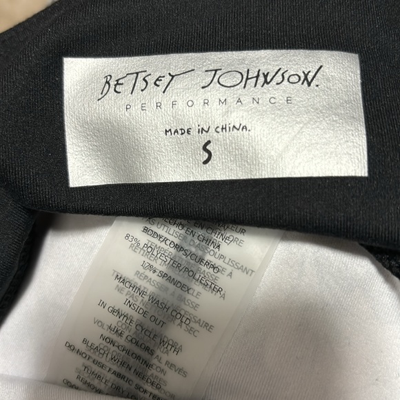 Betsy Johnson Performance Workout leggings - Picture 8 of 8
